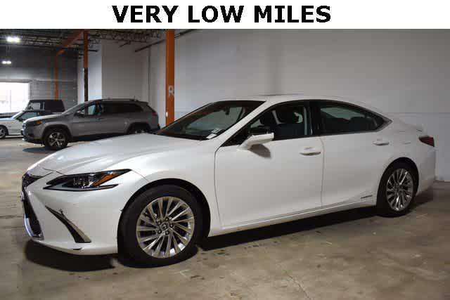 2020 lexus es 300h luxury
