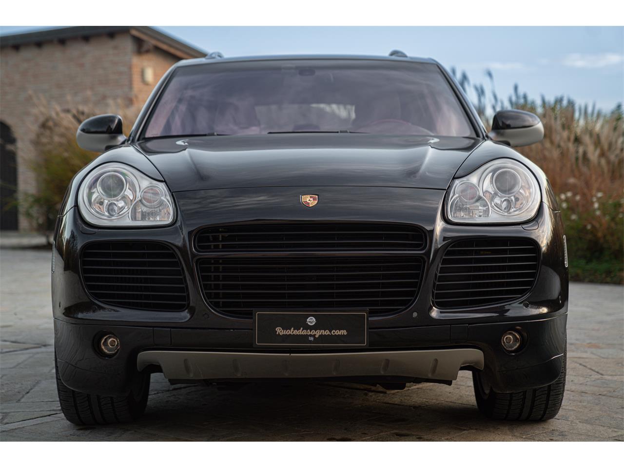 2005 porsche cayenne