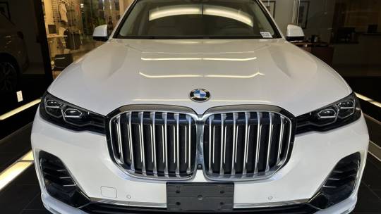 2021 BMW X7