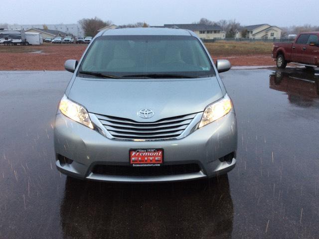 2015 toyota sienna le 7-passenger auto access seat le 7-passenger auto access seat 4dr mini-van for sale in sheridan, wyoming