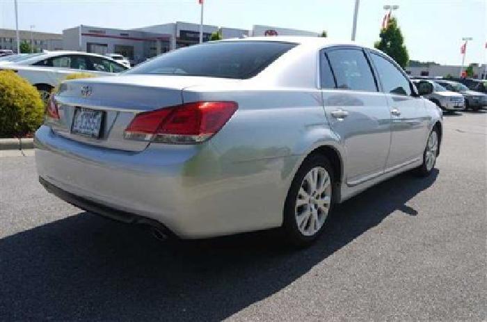 2011 toyota avalon with sunroof & leather in wilson, nc
