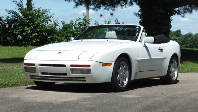 90-1990-porsche-944-s2-cabriolet