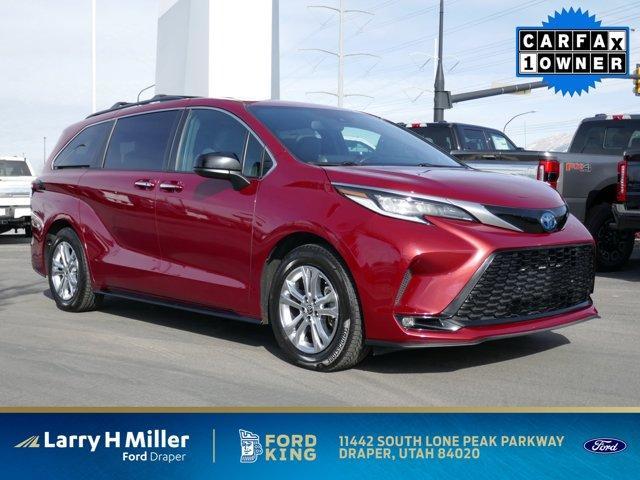 2022 toyota sienna xse 7 passenger