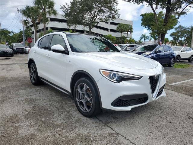 2022 alfa romeo stelvio ti