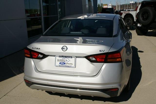2021 nissan altima 2.5 sv