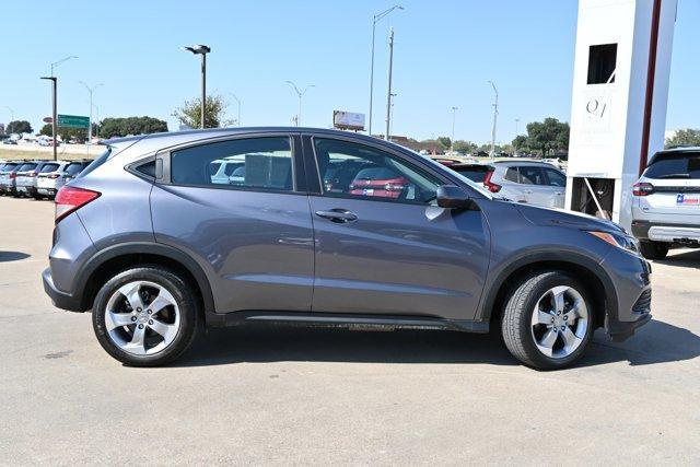2022 honda hr-v lx