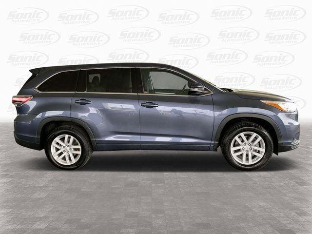 2015 toyota highlander le 4dr front-wheel drive in charlotte, north carolina