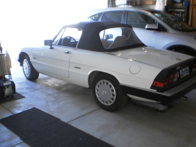 alfa romeo spyder convertible