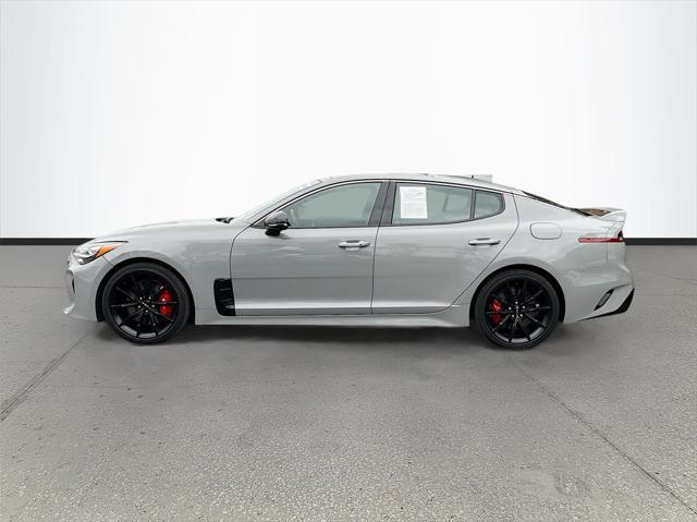 2022 kia stinger gt2