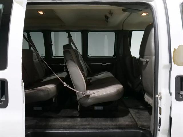 2009 chevrolet express 3500 base