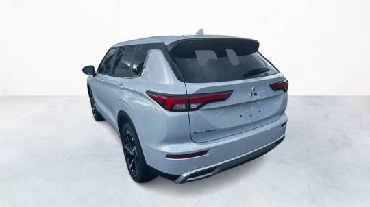 2024 Mitsubishi Outlander