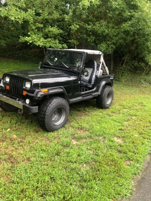 1990 jeep wrangler laredo no reserve 6 cyl automatic