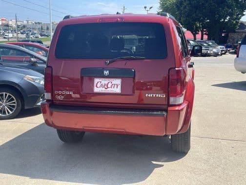 2010 dodge nitro se in des moines, iowa