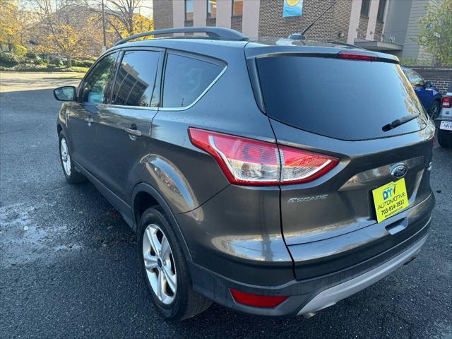 2015 ford escape se
