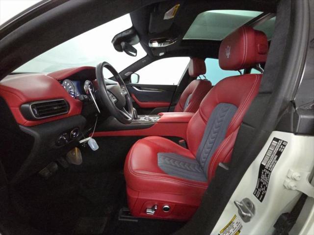 2022 maserati levante t mulliner