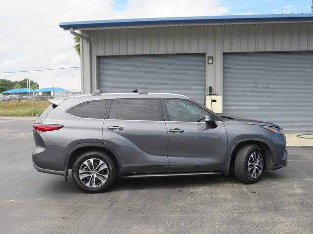 2020 toyota highlander xle