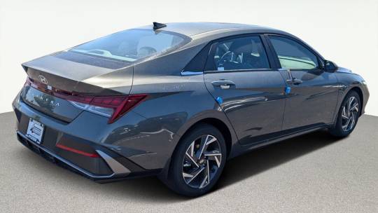 2024 Hyundai Elantra