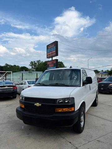 2022 chevrolet express 2500 rwd 2500 regular wheelbase wt