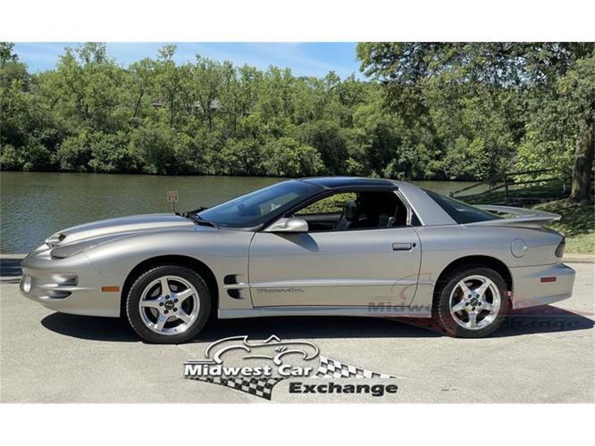 2000 pontiac firebird trans am in alsip, illinois