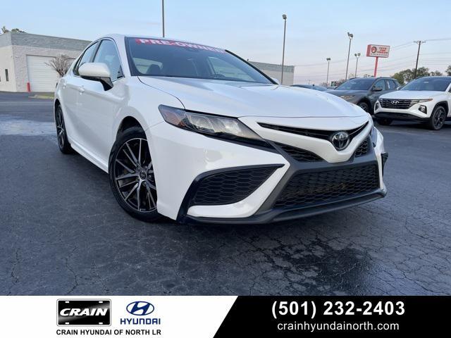 2022 toyota camry se