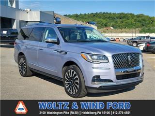 2023 Lincoln Navigator black label