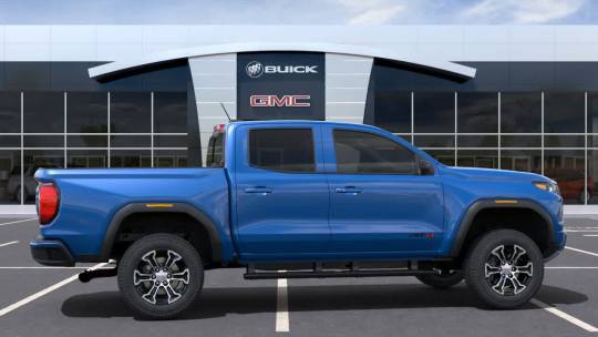 2024 GMC Canyon