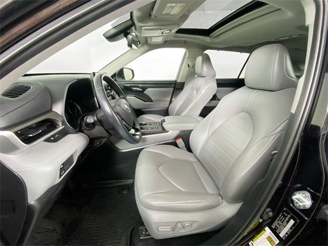 2021 toyota highlander xle