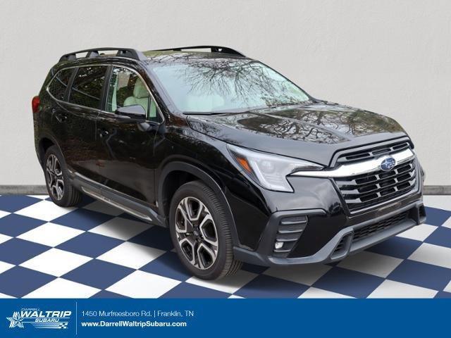2023 subaru ascent limited 7-passenger