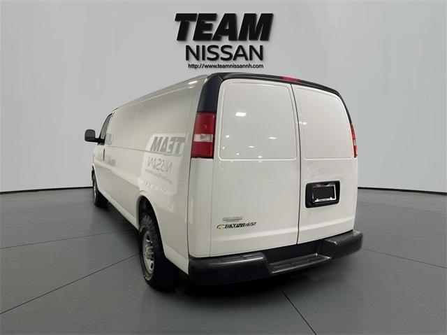 2023 chevrolet express 2500 work van