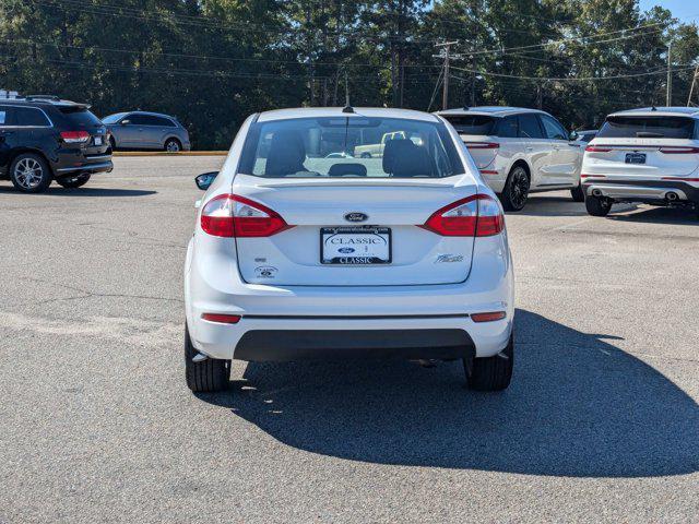 2019 ford fiesta se