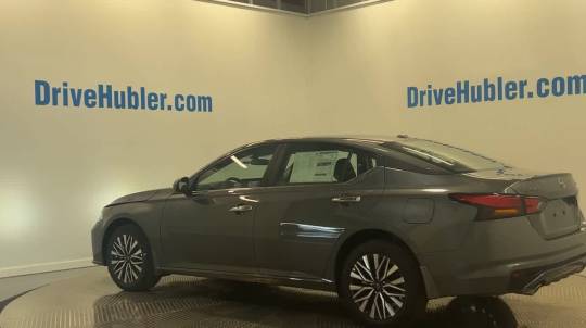 2024 Nissan Altima