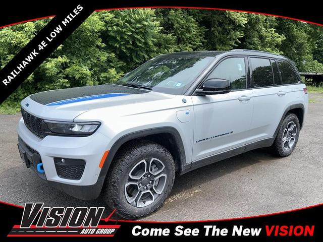 2024 jeep grand cherokee 4xe trailhawk