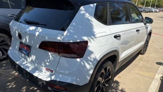 2024 Volkswagen Taos