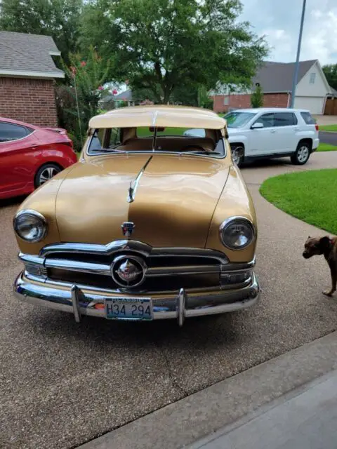 1950 ford custom deluxe - original 239-hp v-8 flathead + 4-bbl 390 cfm