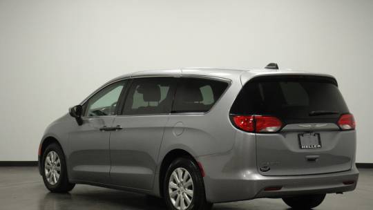 2021 Chrysler Voyager