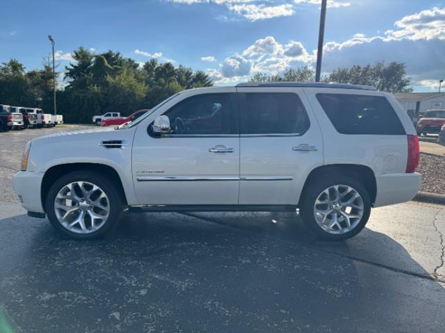 2010 cadillac escalade premium