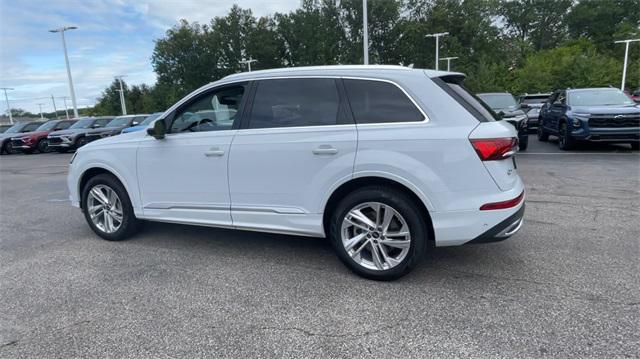2024 audi q7 55 premium plus