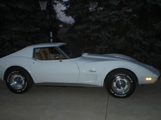 1976 corvette stingrap w/t-tops (automatic) - reduced - (canton, oh in canton, oh