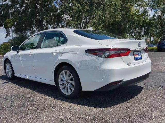 2023 toyota camry le