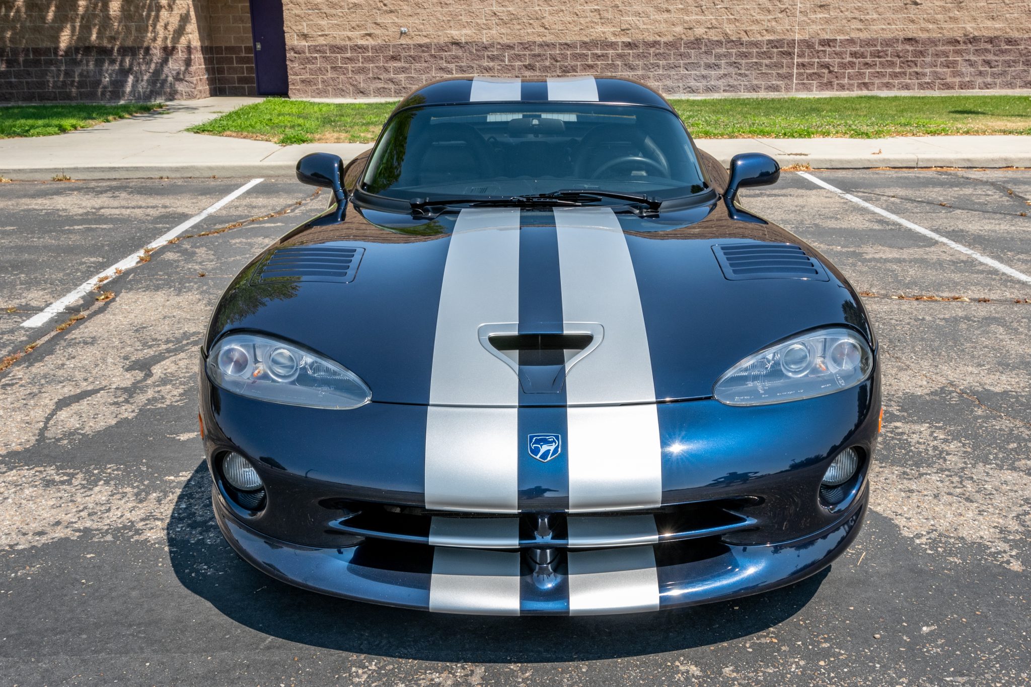 2001 dodge viper gts