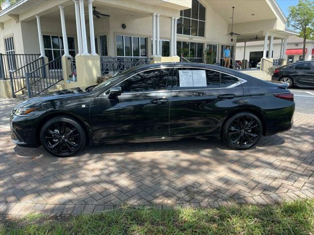 2024 lexus es 300h base