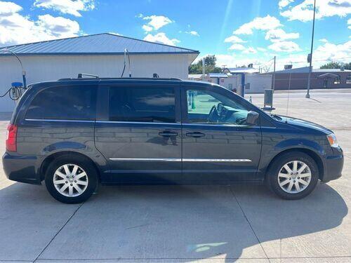 2014 chrysler town & country