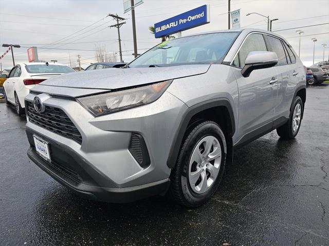 2022 toyota rav4 le