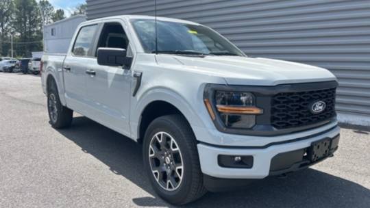 new 2024 ford f-150 xlt supercrew 5.5' box 4wd