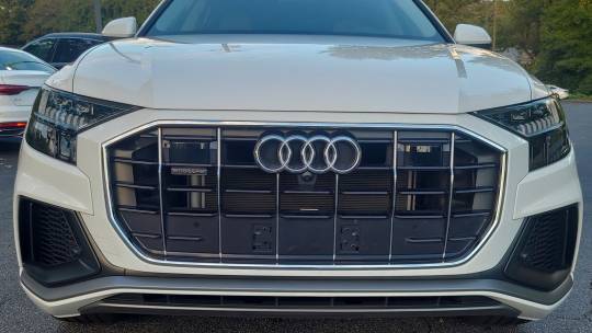 2023 Audi Q8