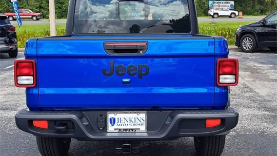 2024 Jeep Gladiator