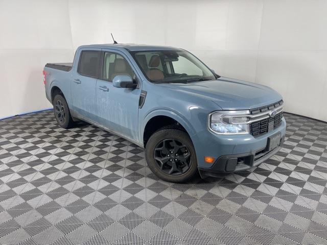2022 ford maverick lariat