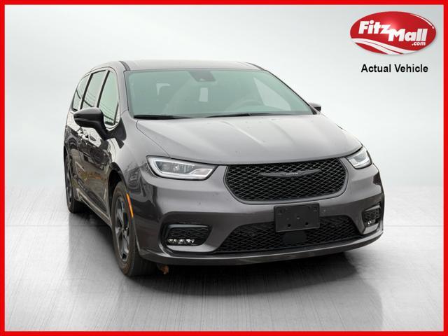 2023 chrysler pacifica hybrid touring l