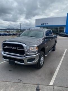 2020 ram 2500 tradesman crew cab 4x4 6'4' box