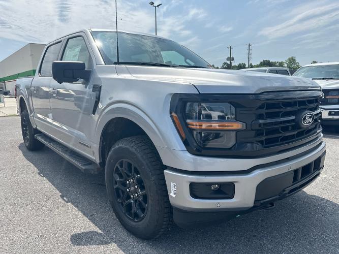new 2024 ford f-150 xlt 4wd supercrew 5.5 box